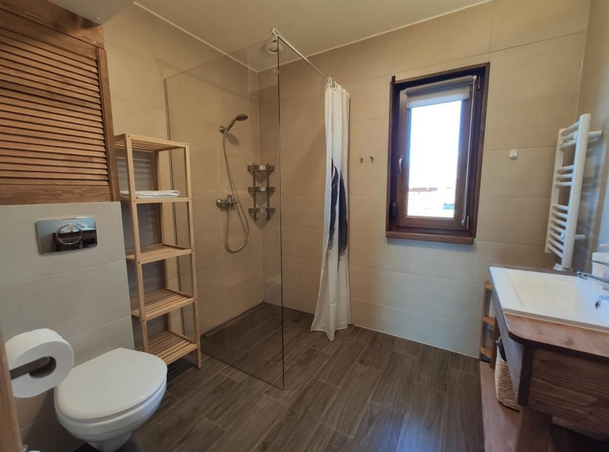 Domki Sowi Kamien Lomnica  Exteriör bild